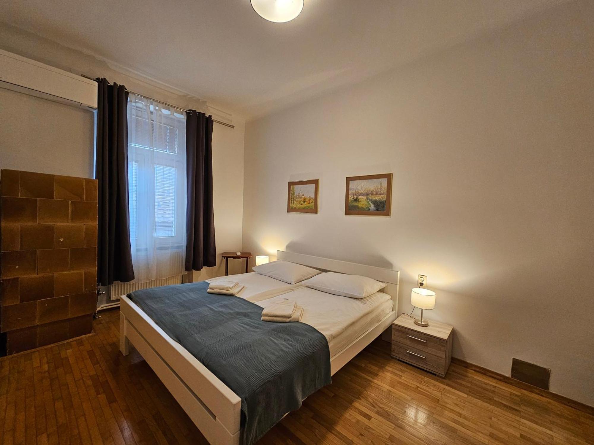 Charming Apartment Laura Tour As Ljubljana By Town Hall Bagian luar foto